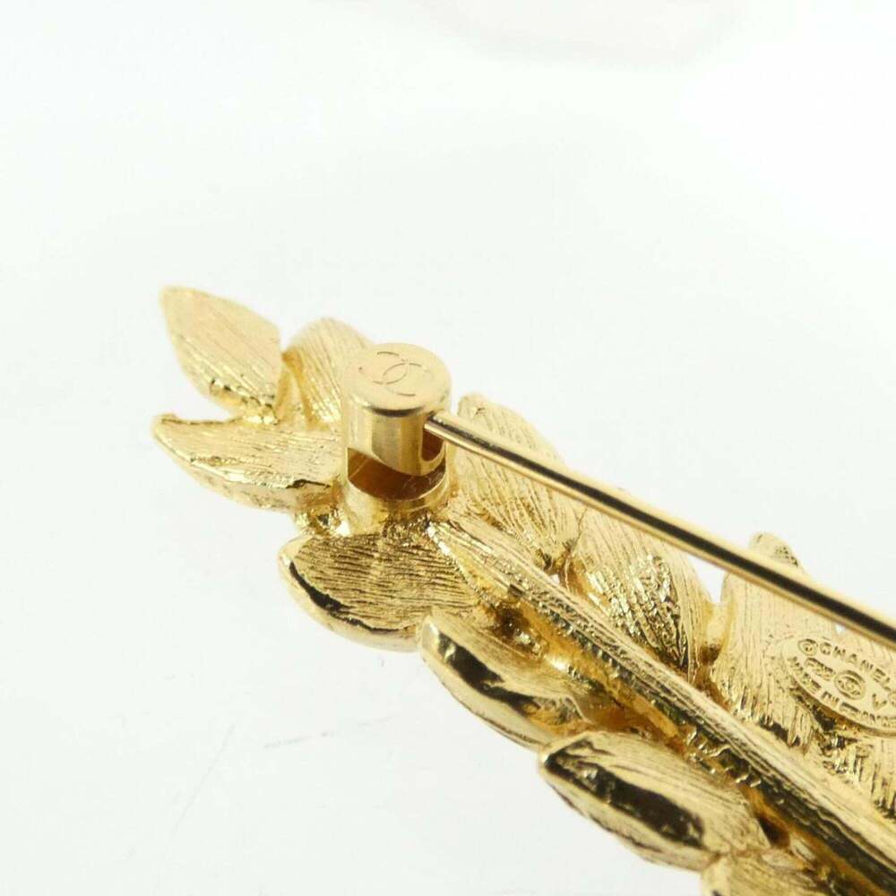 CHANEL Gold Brooch - Picture 3 of 3